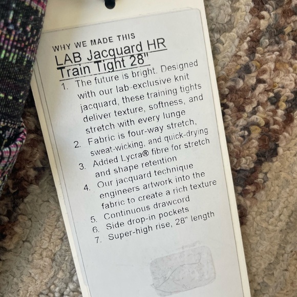 Lululemon Athletica Black and Pink Patterned Leggings - Picture 6 of 6